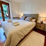 Avet, Acogedor En Apartamento Llivia