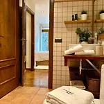 Avet, Acogedor En Apartamento Llivia